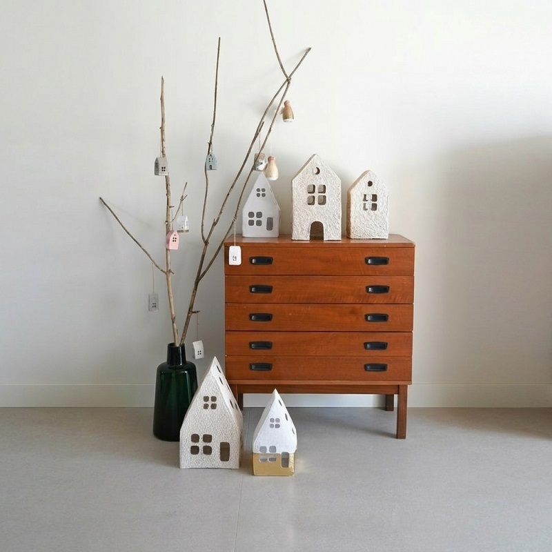 Cotton-Maché Haus